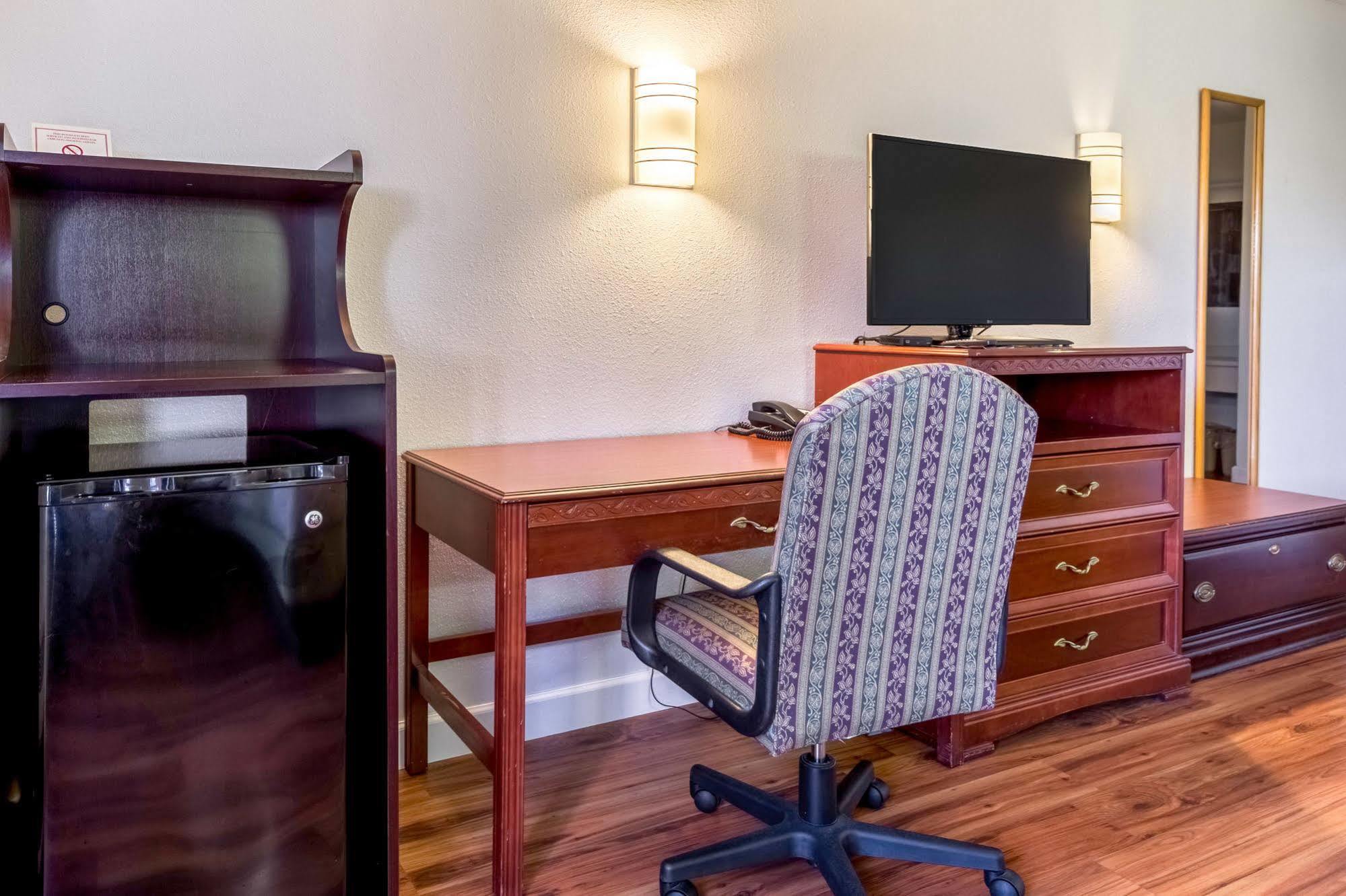 Motel 6-Springfield, Oh ภายนอก รูปภาพ